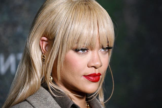 دانلود آهنگ Te Amo از Rihanna (ریانا)