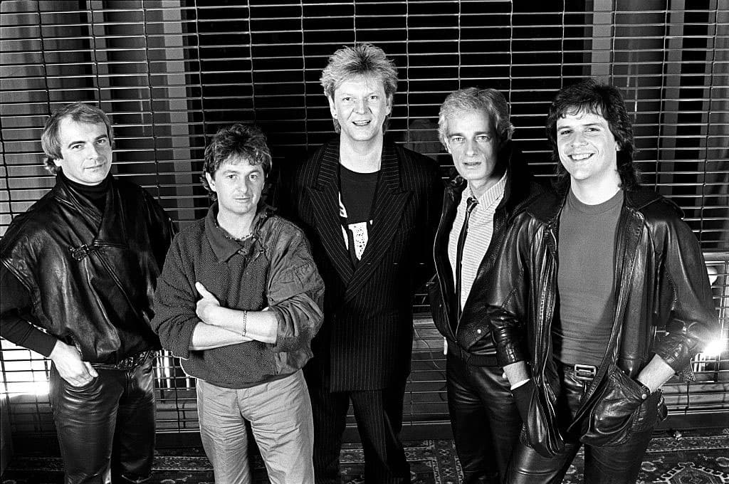 دانلود آهنگ Yes - owner of a lonely heart