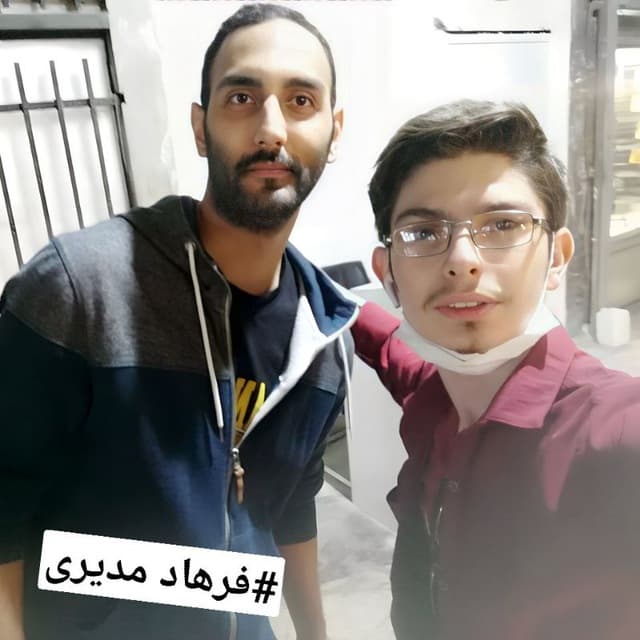 فرهاد مدیری(پسر مهران مدیری) و محمد میرهادی خواننده پاپ تهران 
