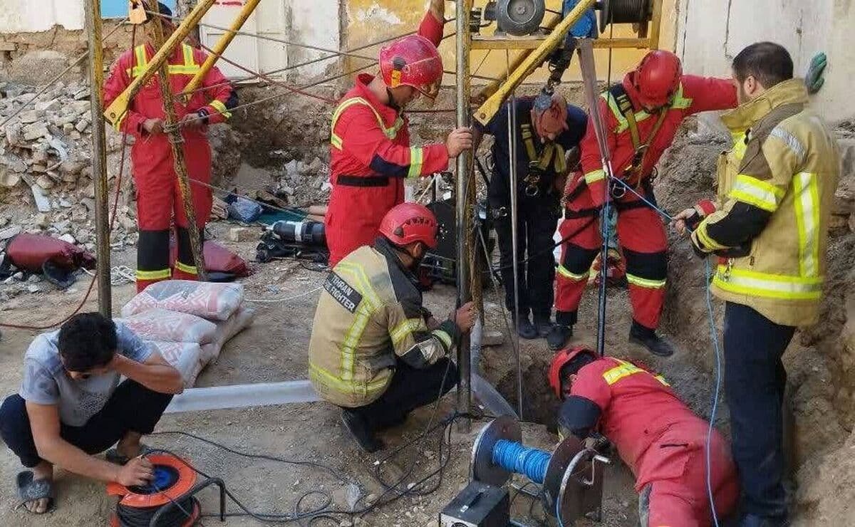 سقوط کارگر افغان در چاه جان او را گرفت