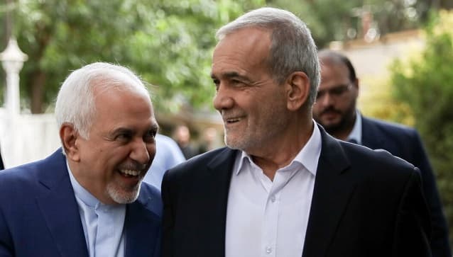 کامران غضنفری: پزشکیان باید عزل و دادگاهی شود / واکنش احمد زیدآبادی به اظهارات اخیر غضنفری