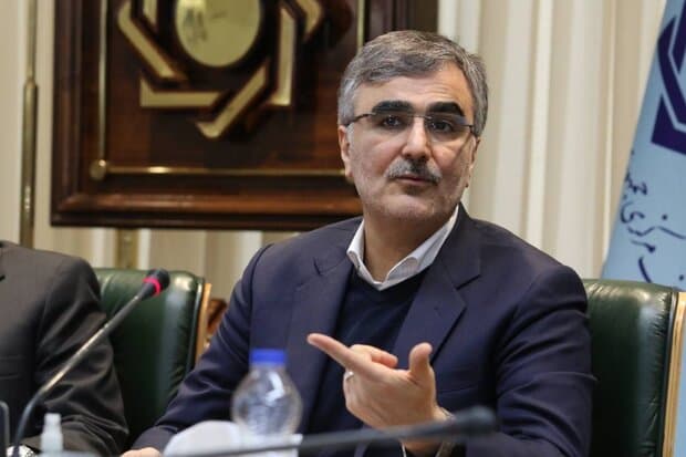 رئیس کل بانک مرکزی در دولت چهاردهم منصوب شد / بیوگرافی و سوابق محمدرضا فرزین