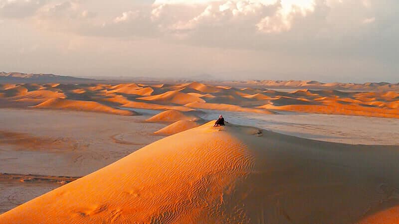 گم شدن ۱۵ گردشگر اصفهانی در کویر طبس + جزئیات 