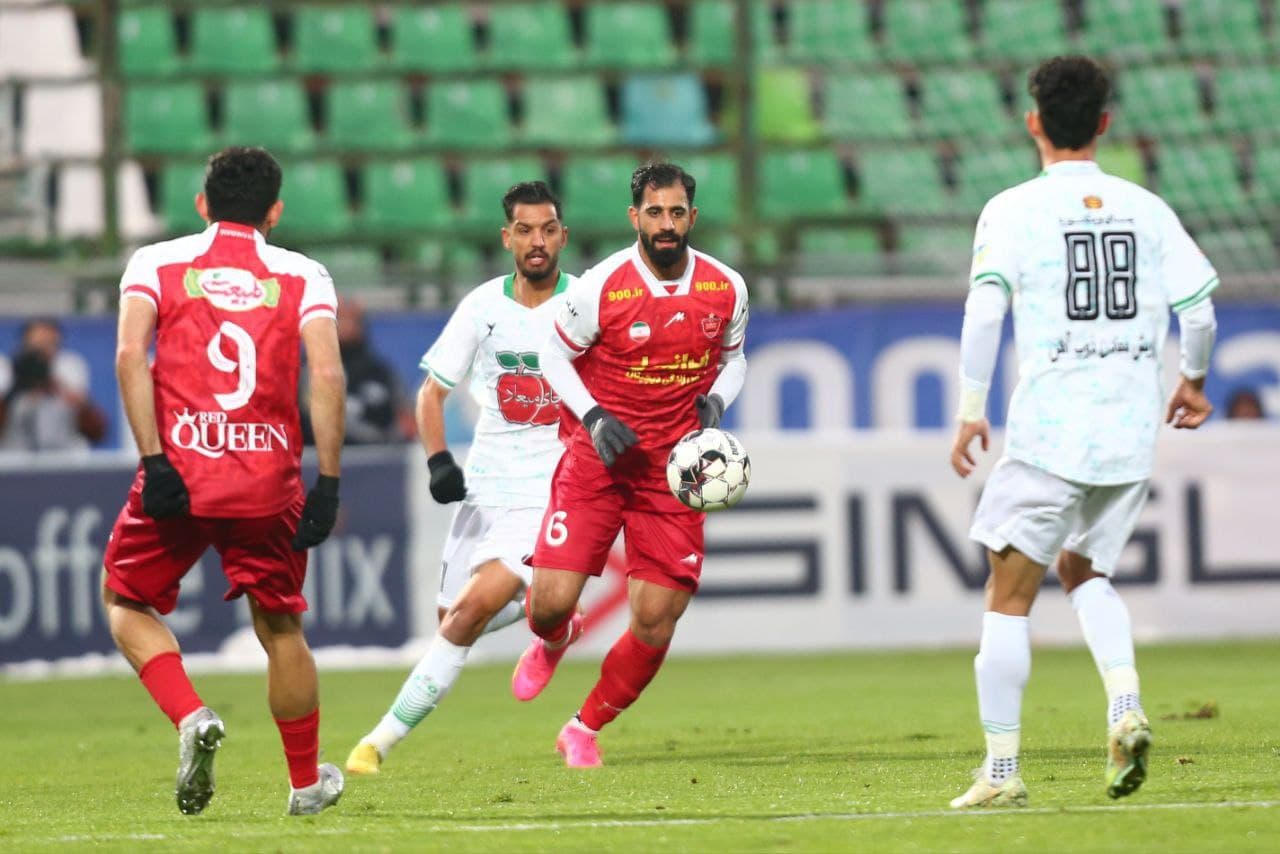 کنعانی پسر جنجالی را پیدا کرد؛ هدیه به مرد پرحاشیه پرسپولیس! + عکس