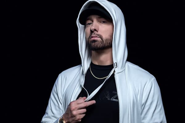 دانلود آهنگ Unaccommodating از Eminem 