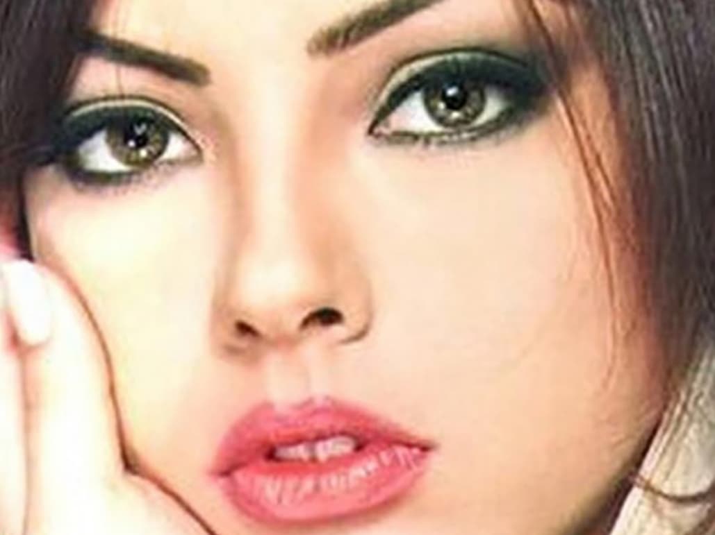 دانلود آهنگ Ebru Gündeş - Ben Olmayınca