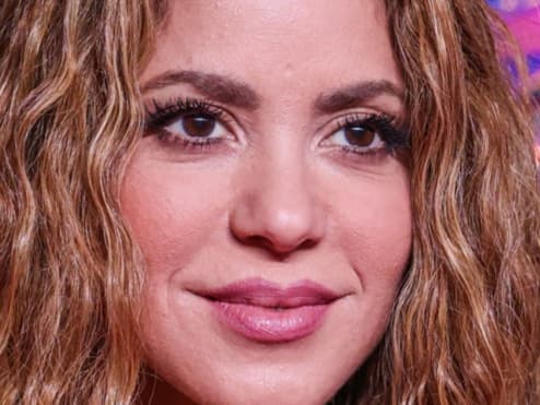 دانلود آهنگ Shakira - Soltera