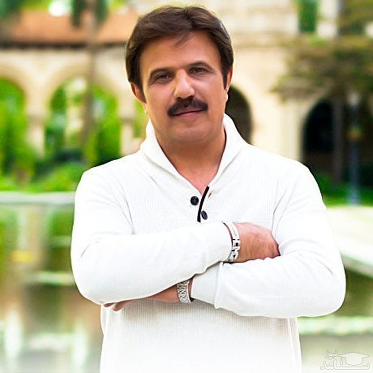 دانلود آهنگ ما رو دست کم نگیر از بیژن مرتضوی 