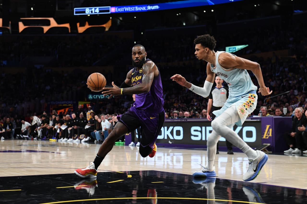 بسکتبال NBA | سطح قدرت اسپرز و لیکرز دوباره یکسان شده است؟