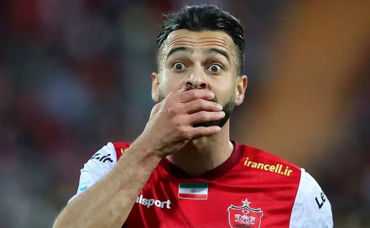 واکنش سروش رفیعی به خط خوردن از لیست پرسپولیس مقابل گل گهر / عکس