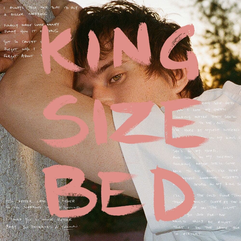 دانلود آهنگ Alec Benjamin - King Size Bed