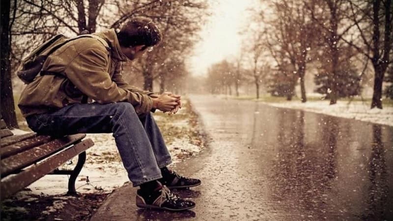 دانلود اهنگ خاطره انگیز حرف نگفته «امید»
