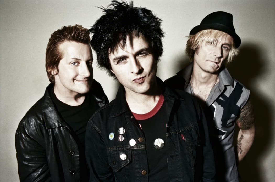 آهنگ When I Come Around از Green Day با متن و ترجمه