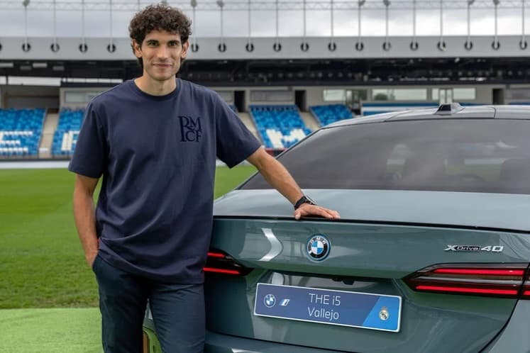 وایخو و خودروی BMW جدیدش