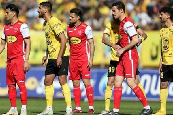 سپاهان ۱_پرسپولیس ۲؛ پرسپولیس بیشتر از همیشه در بحران