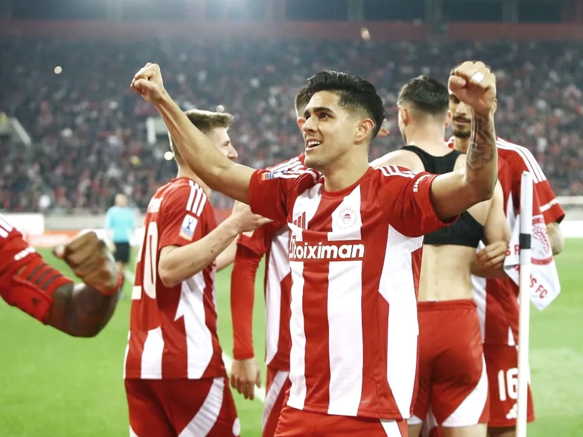 المپیاکوس برای چهل و هشتمین‌بار قهرمان لیگ یونان شد