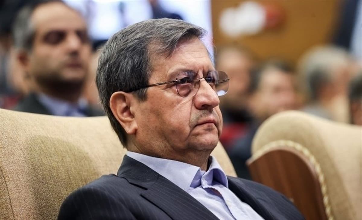 با عدم اعتماد مجلس، همتی، وزیر اقتصاد برکنار شد؛ بیوگرافی عبدالناصر همتی؛ گزینه‌های احتمالی وزارت اقتصاد چه کسانی هستند؟