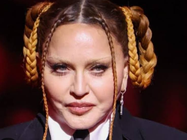 دانلود آهنگ Madonna - La Isla Bonita