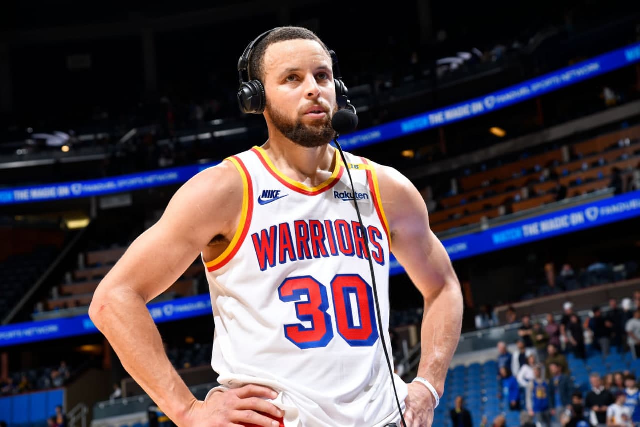 بسکتبال NBA | استفن کری نه، کد تقلب انسانی! 