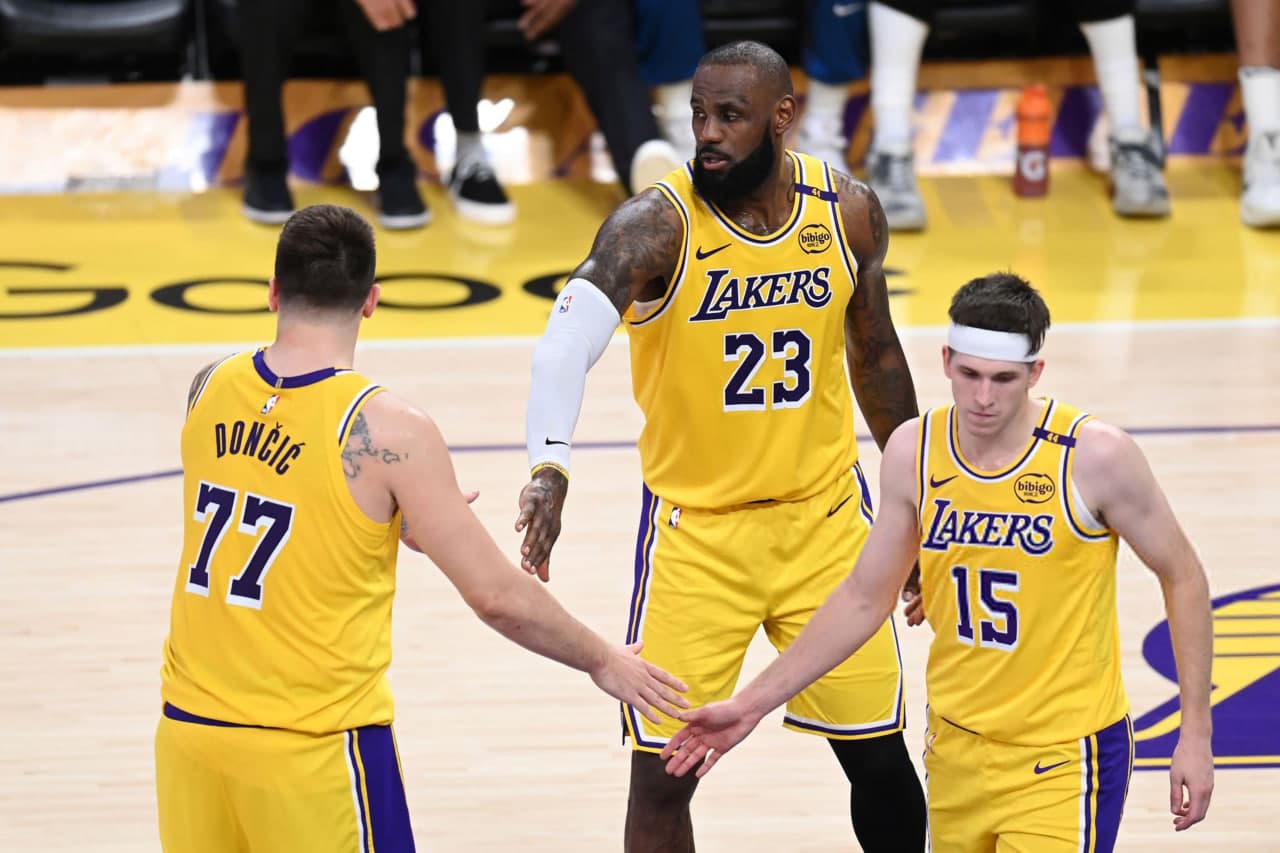 بسکتبال NBA | پایان فصل لبران و دوستان؛ لیکرز، بیکرز و اسنیکرز، تیمبروولوز در 5 بازی! 
