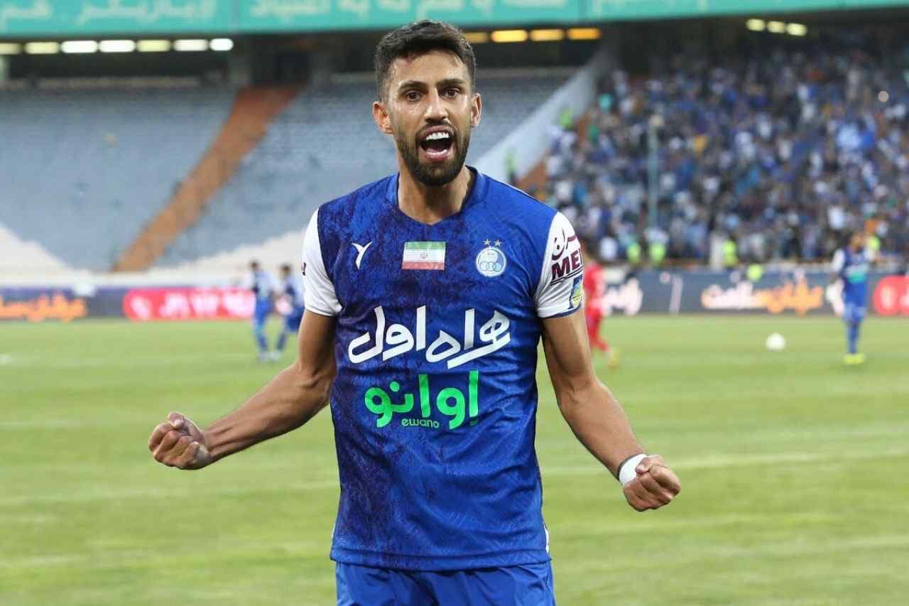 احضار آرش رضاوند به کمیته انضباطی باشگاه استقلال