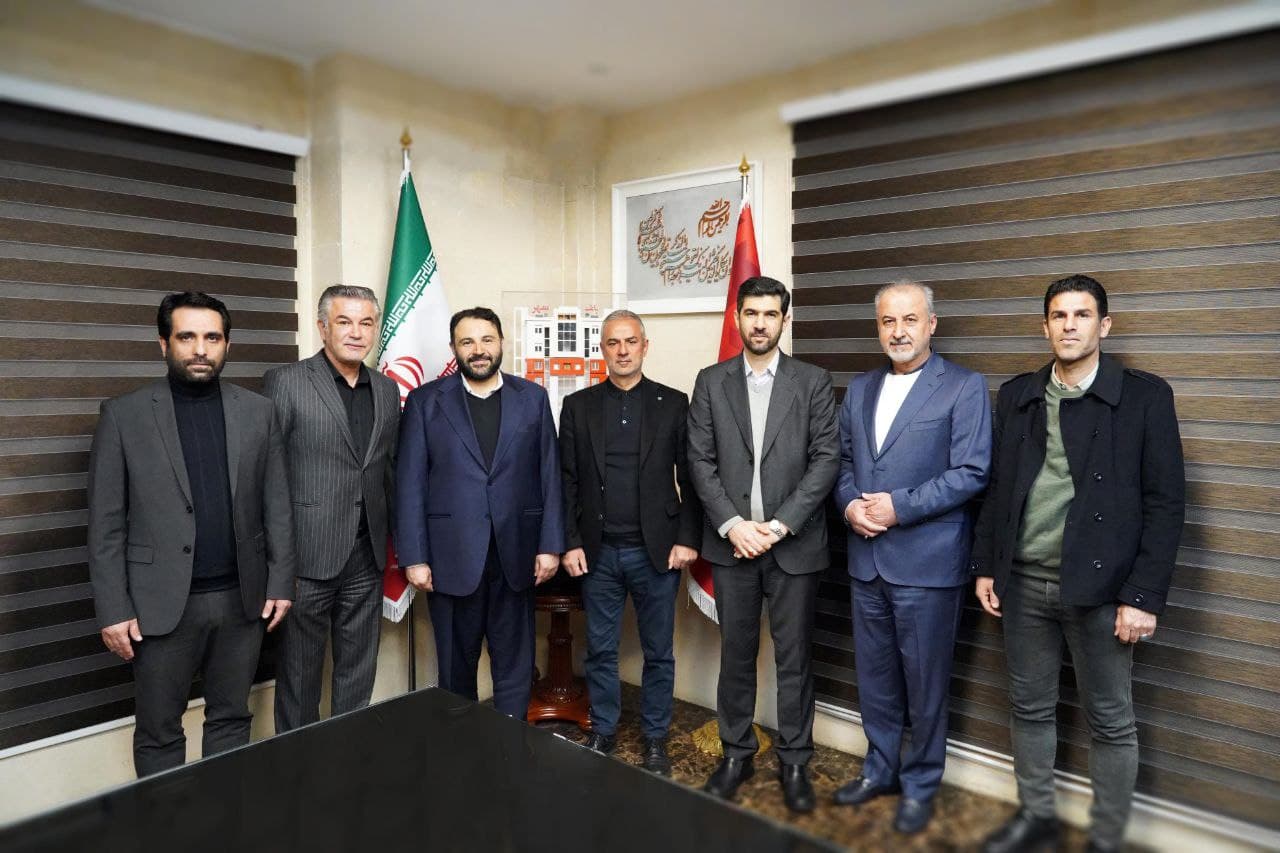 دیدار اسماعیل کارتال و رضا درویش با مدیرعامل بانک شهر