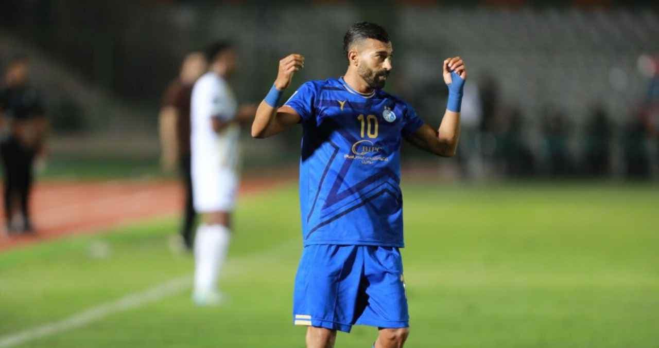پوستر استقلال برای بازی با پرسپولیس؛ حالا نوبت رامین رضاییان است / عکس