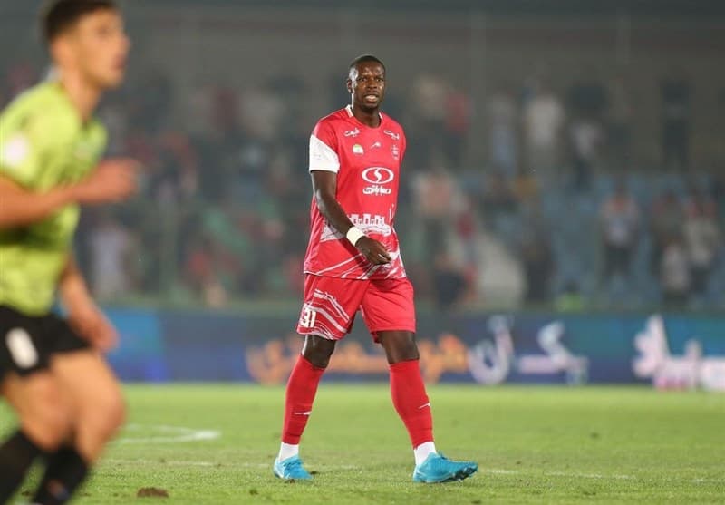 لوکاس ژوائو سرانجام برای فسخ قراردادش با پرسپولیس به توافق رسید