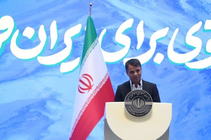 واکنش حسن رنگرز پس از انتخابش به عنوان برترین مربی سال ۱۴۰۳