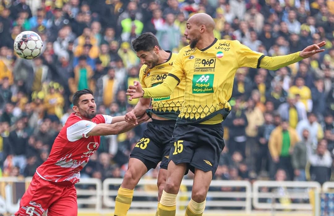 سپاهان ۳-۲ پرسپولیس؛ در پایان این نمایش جنون‌آمیز، نقش جهان خندید!