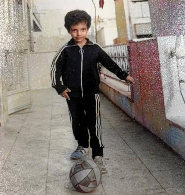 باشه نمیزارم?