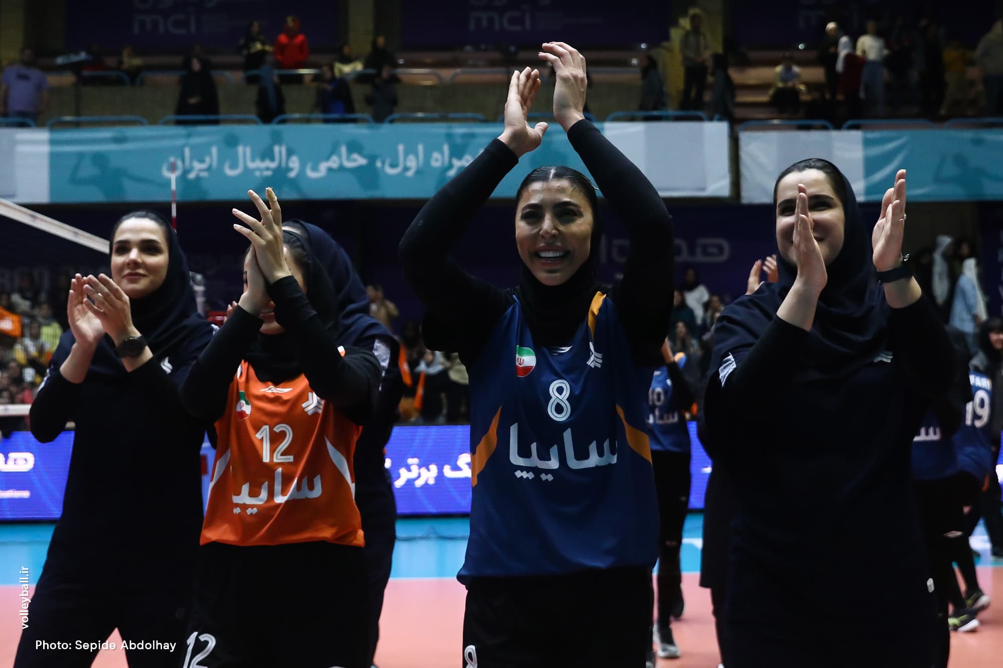 جام قهرمانی لیگ والیبال زنان نارنجی ماند؛ سایپا با شکست پیکان قهرمان شد / گزارش تصویری