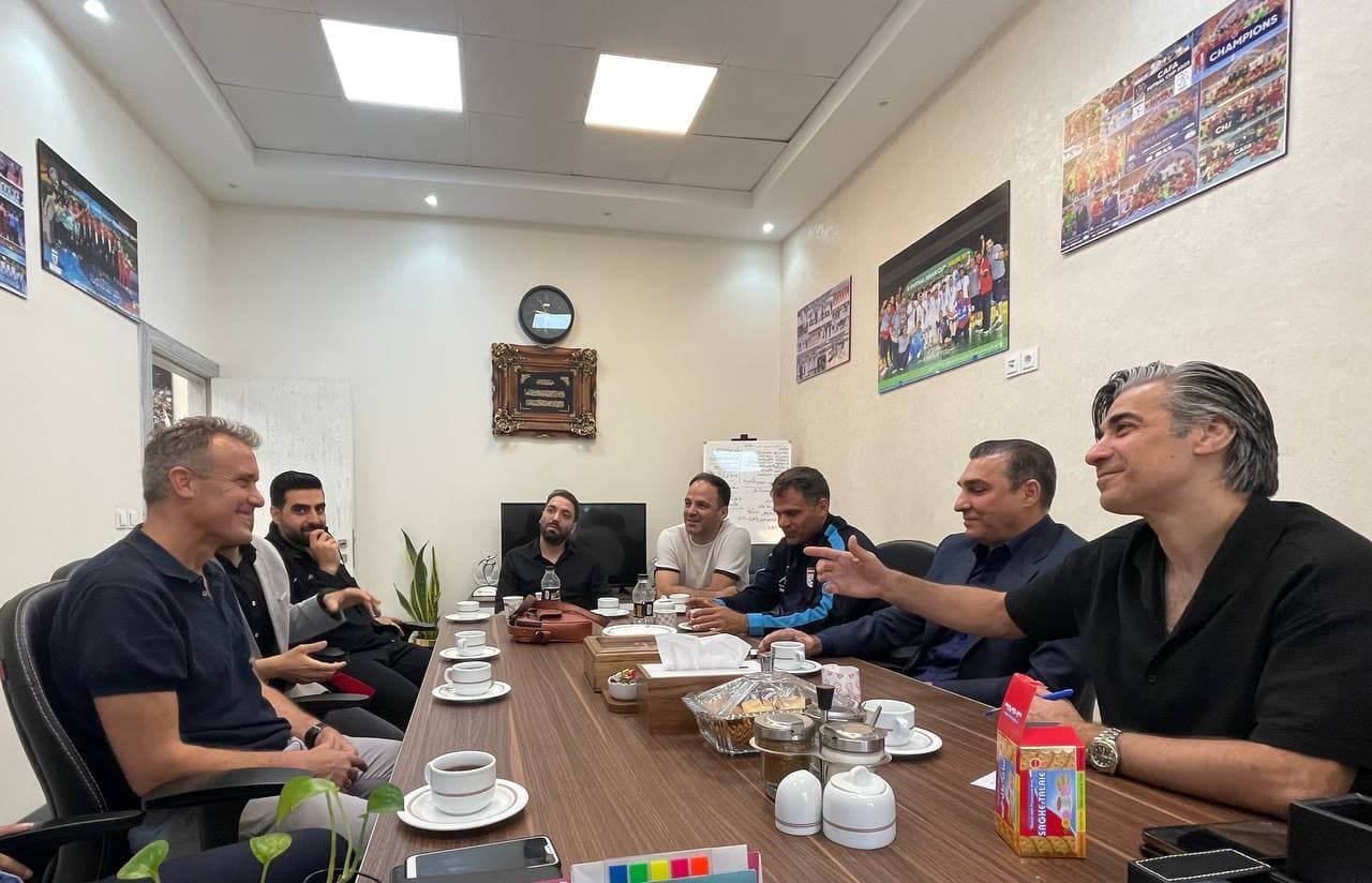 طلسمی که شکسته شد؛ جلسه راموس باراگان با وحید شمسایی / عکس