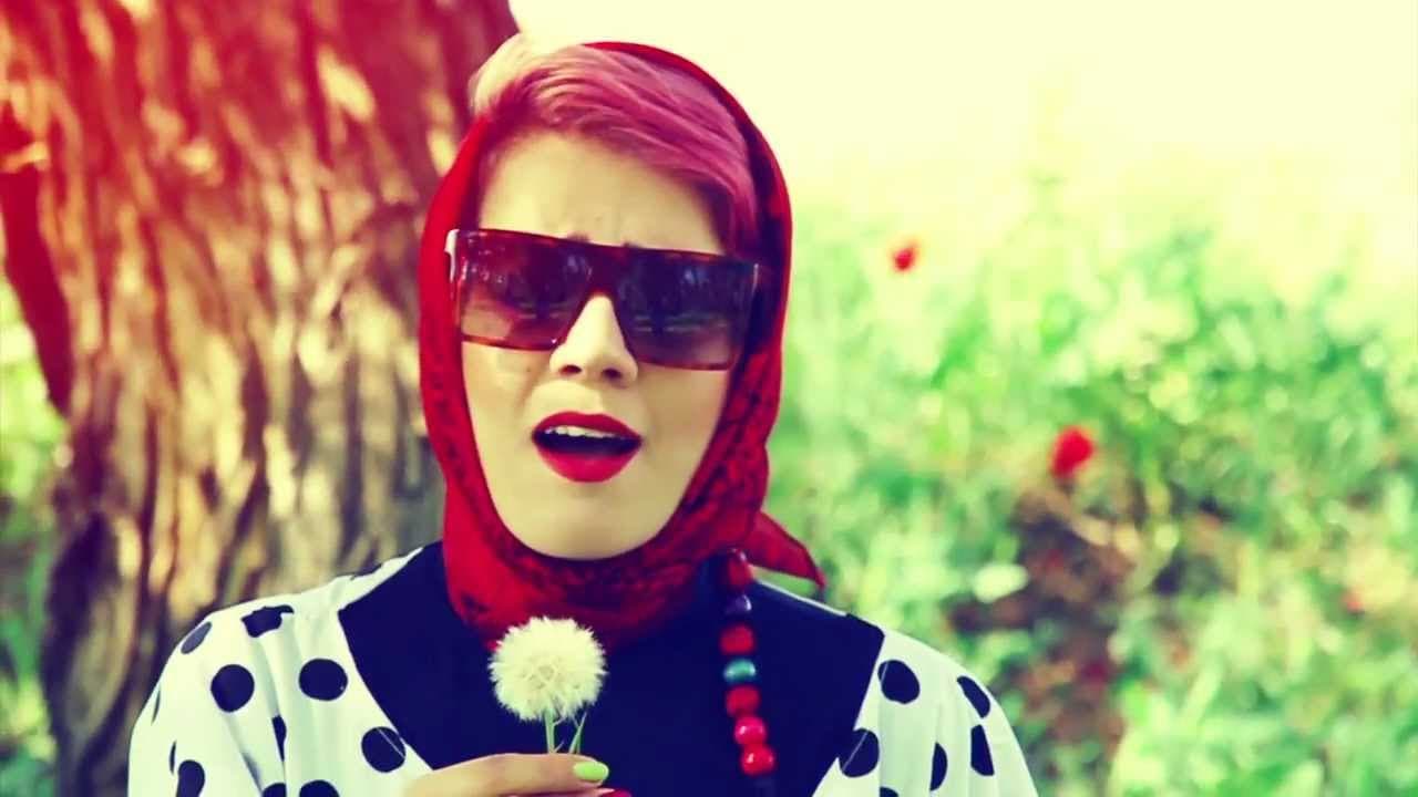 دانلود آهنگ زیبای فراموشی از مادمازل