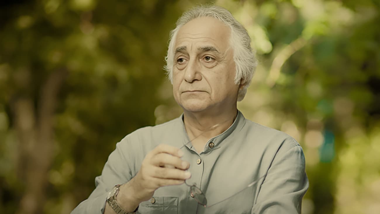 دانلود آهنگ زیبای در شب با صدای زیبای شمس لنگرودی شاعر