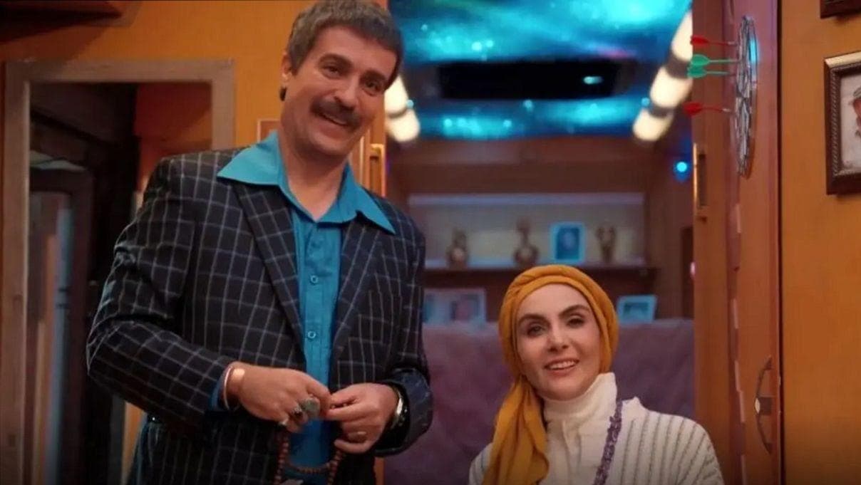 کمپر ارسطو خانه متحرک سریال پایتخت