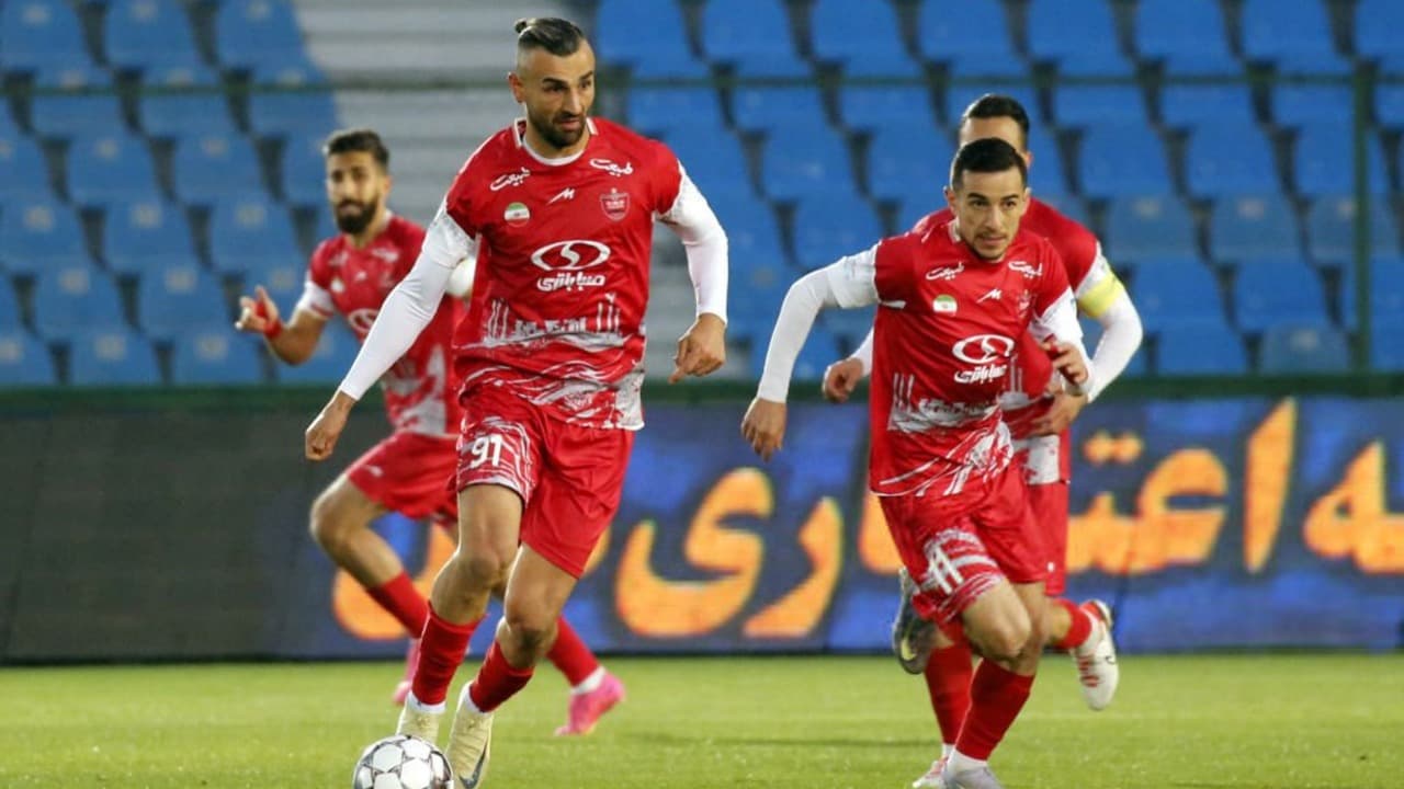 سردار دورسون: اگر همه بازی‌ها را ببریم، قهرمانیم؛ حمایت هواداران پرسپولیس دیوانه‌وار است