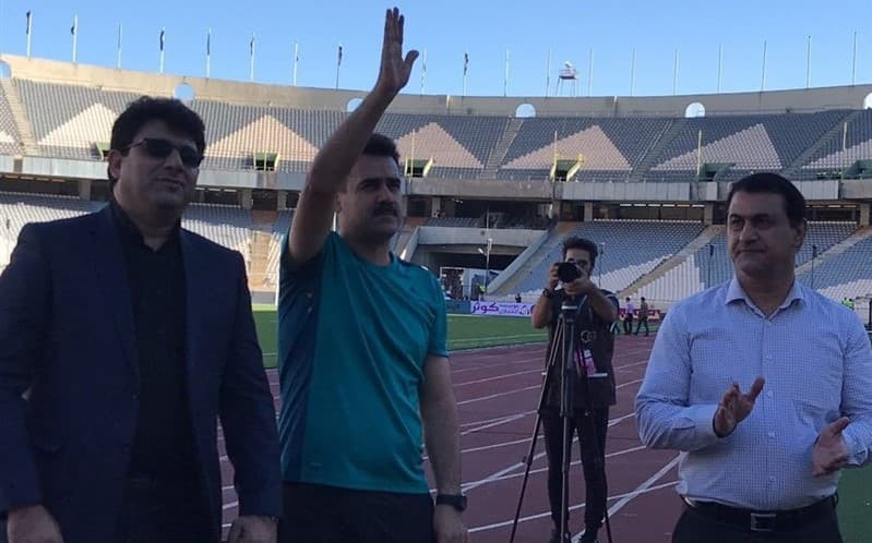 شریف، رئیس هیئت مدیره باشگاه فولاد: پورموسوی قرارداد 2 ساله دارد و استعفا نخواهد کرد