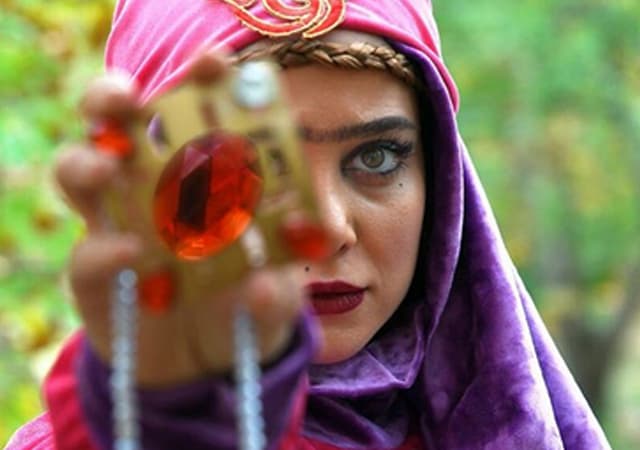 دانلود قسمت هفتم 7م سریال «هشتگ خاله سوسکه»