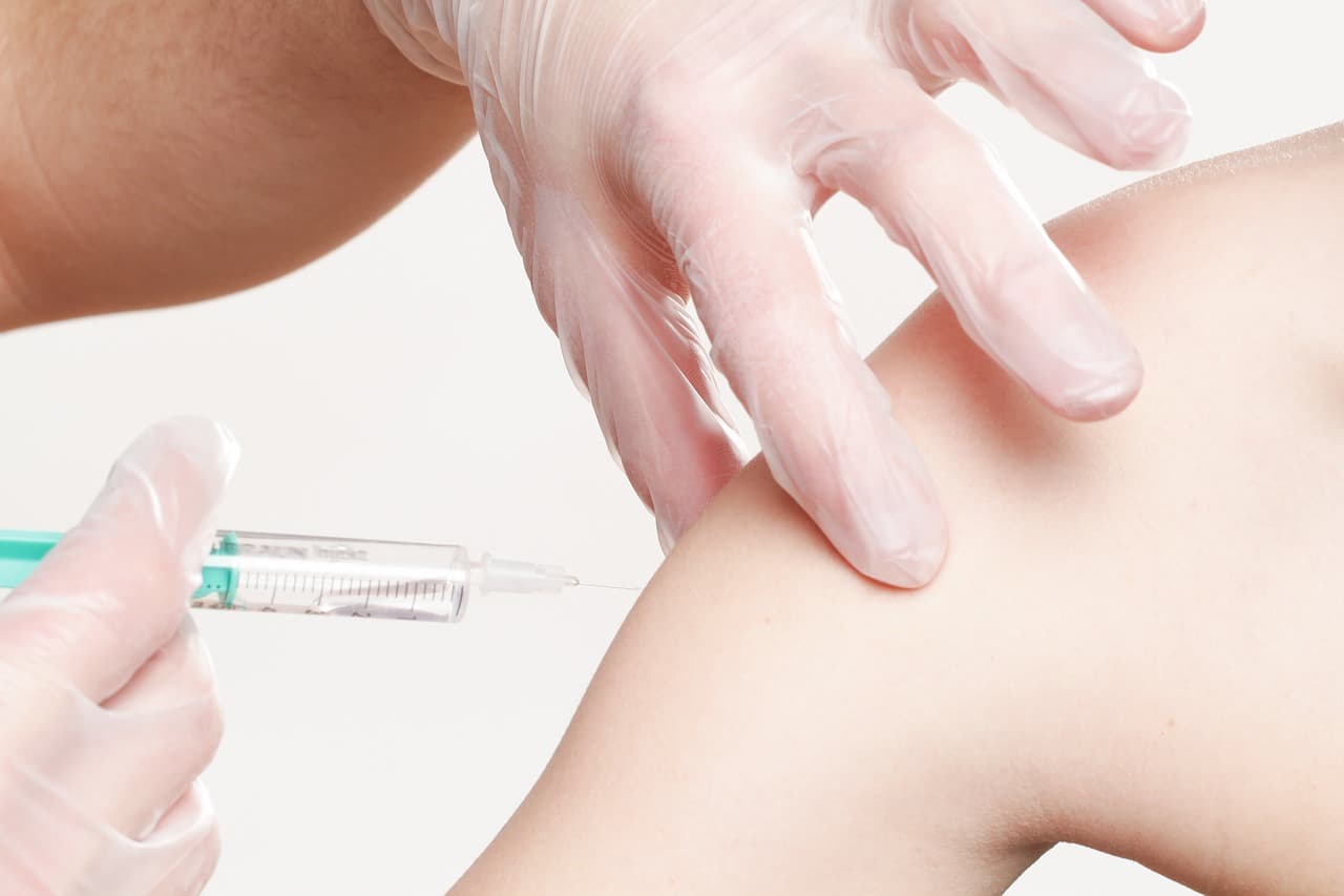 ویروس HPV چیست؛ بررسی علائم زگیل تناسلی و سرطان های ویروس پاپیلوما