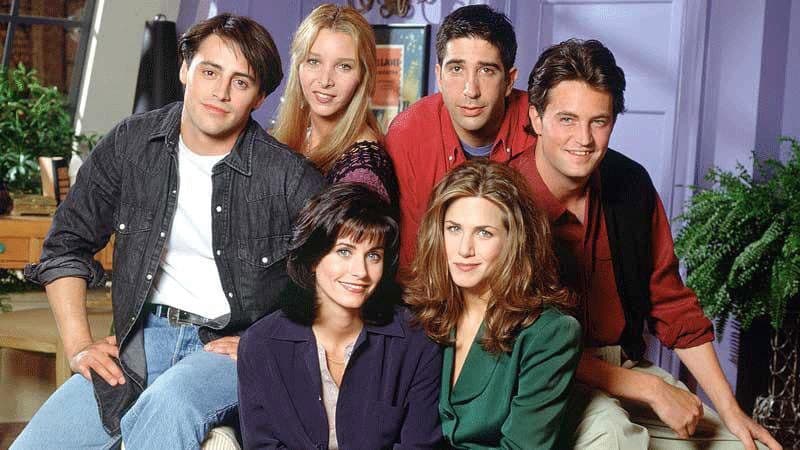 بالاخره سریالfriends رو تموم کردم.واقعا عالی بود.بهترین شخصیتش...