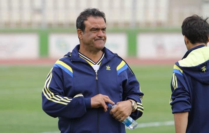 کرمانی مقدم: امیدوارم علیپور زننده گل قهرمانی پرسپولیس در لیگ برتر باشد؛ نمی‎دانم چرا بازیکنی بی‌‎کیفیت مانند بودیمیر خریداری شده است