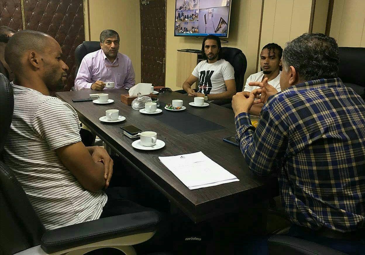 صنعت نفت آبادان با 4 بازیکن خارجی تیمش به توافق نهایی رسید