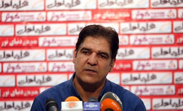 مهاجری: مهدی رحمتی یک‌تنه مقابل ماشین سازی ایستاد؛ 90 دقیقه استقلال را تحت فشار قرار دادیم
