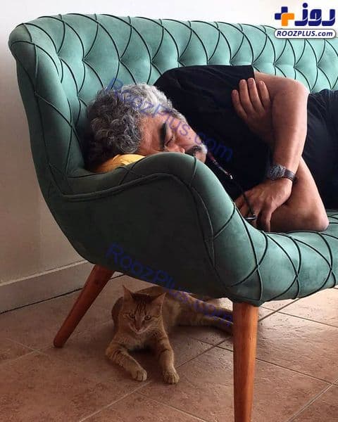 کارگردان و بازیگر معروف با حیوان خانگی اش/عکس