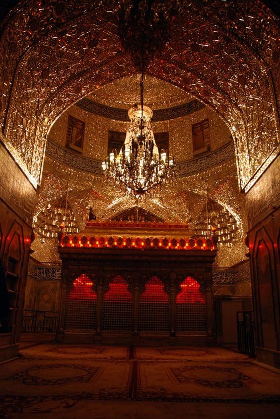 نوحه فوق العاده زیبای محمود کریمی به نام نشسته رو لبام