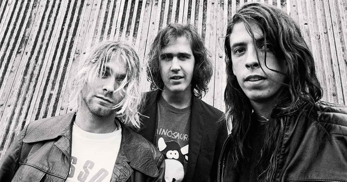 دانلود آهنگ زیبای Nirvana - Smells Like Teen Spirit