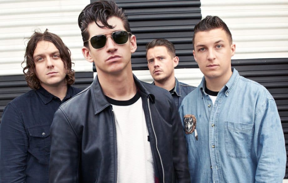 دانلود آهنگ R U Mine از  Arctic Monkeys