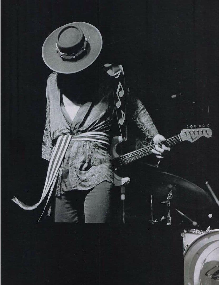 دانلود آهنگ Texas Flood از  Stevie Ray Vaughan and Double Trouble 