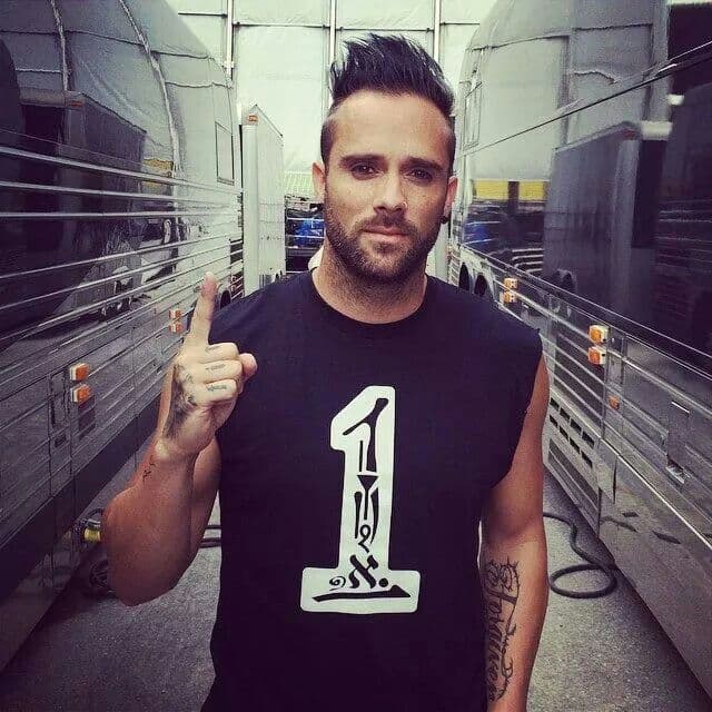 دانلود آهنگ Skillet-Rise